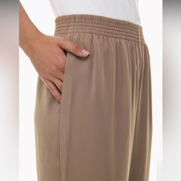 Babaton tribute pant (size M) - matte Pearl - Picture 4 of 7